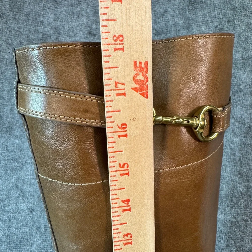Coach knee high